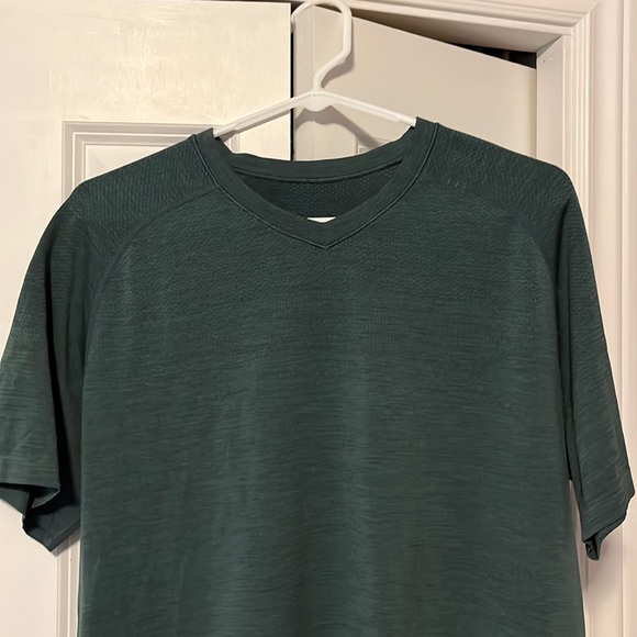 Lululemon Athletic V Neck shirt. Medium - Picture 1 of 4